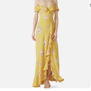 Perfect floral yellow maxi dress for a wedding or special occasions!